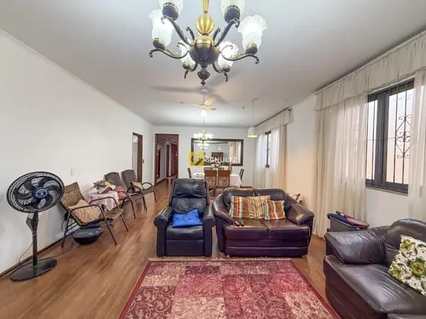Casa em Rio Claro - Zona Central
