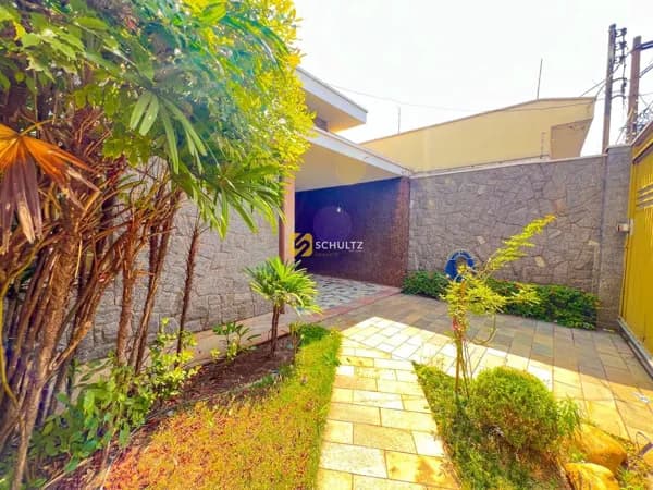 Casa em Rio Claro - Zona Central