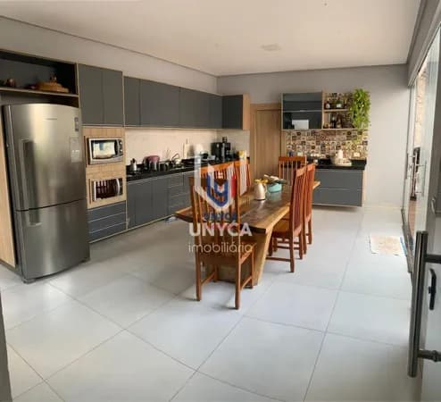 Casa à venda no bairro Jardim Sao Luiz em Imperatriz/MA