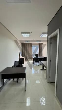 Sala Comercial em Centro de Apoio I (Alphaville), Santana de Parnaíba/SP