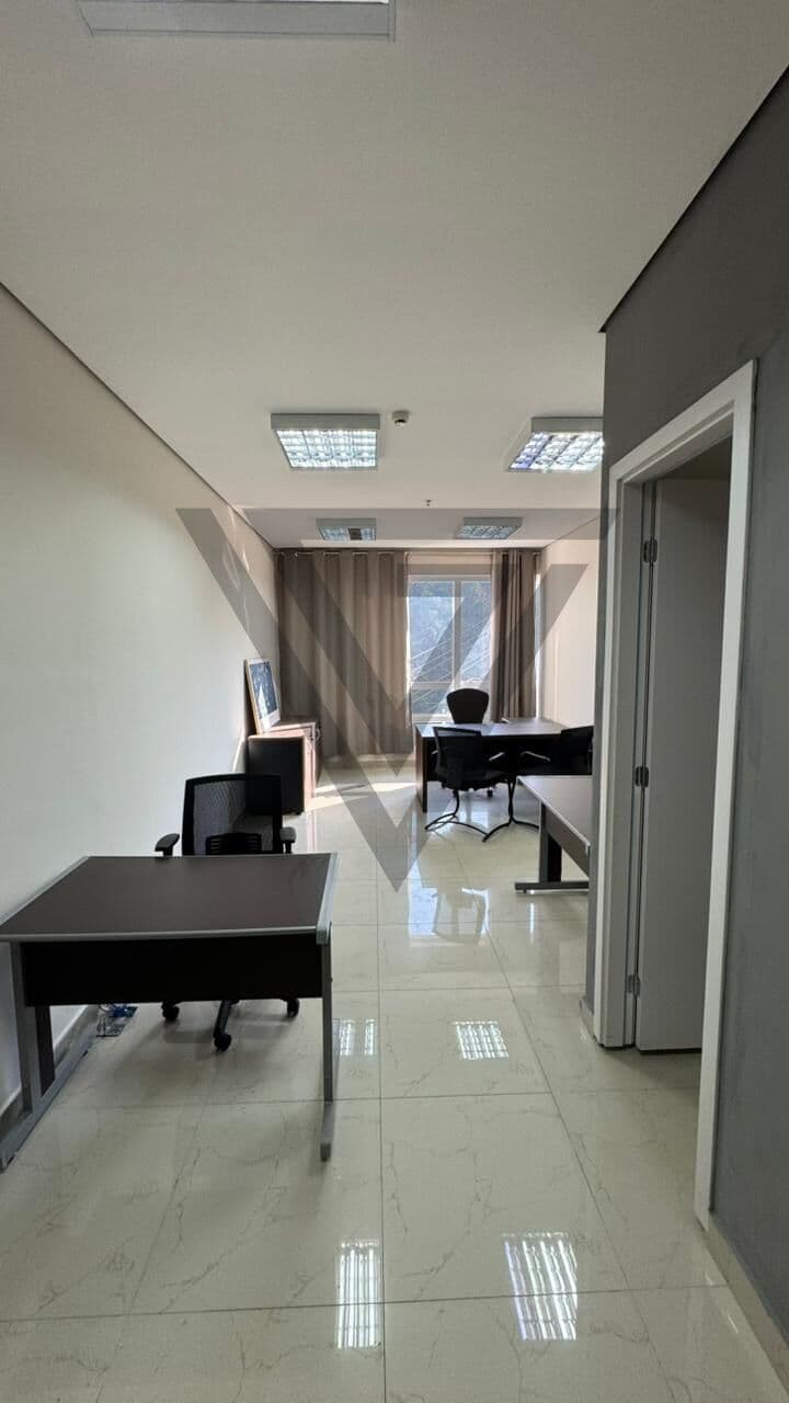 Sala Comercial em Centro de Apoio I (Alphaville), Santana de Parnaíba/SP