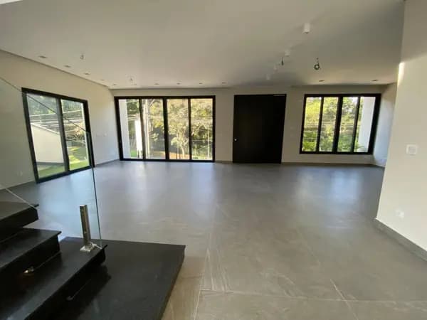 Casa à venda no bairro Alphaville em Santana de Parnaíba/SP