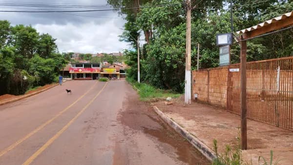 Lote Comercial 200 m2 Murado Casa Simples Valparaíso de Goiás