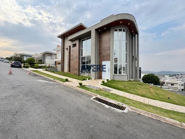 Casa à venda em Valinhos no Condomínio Montalcino
