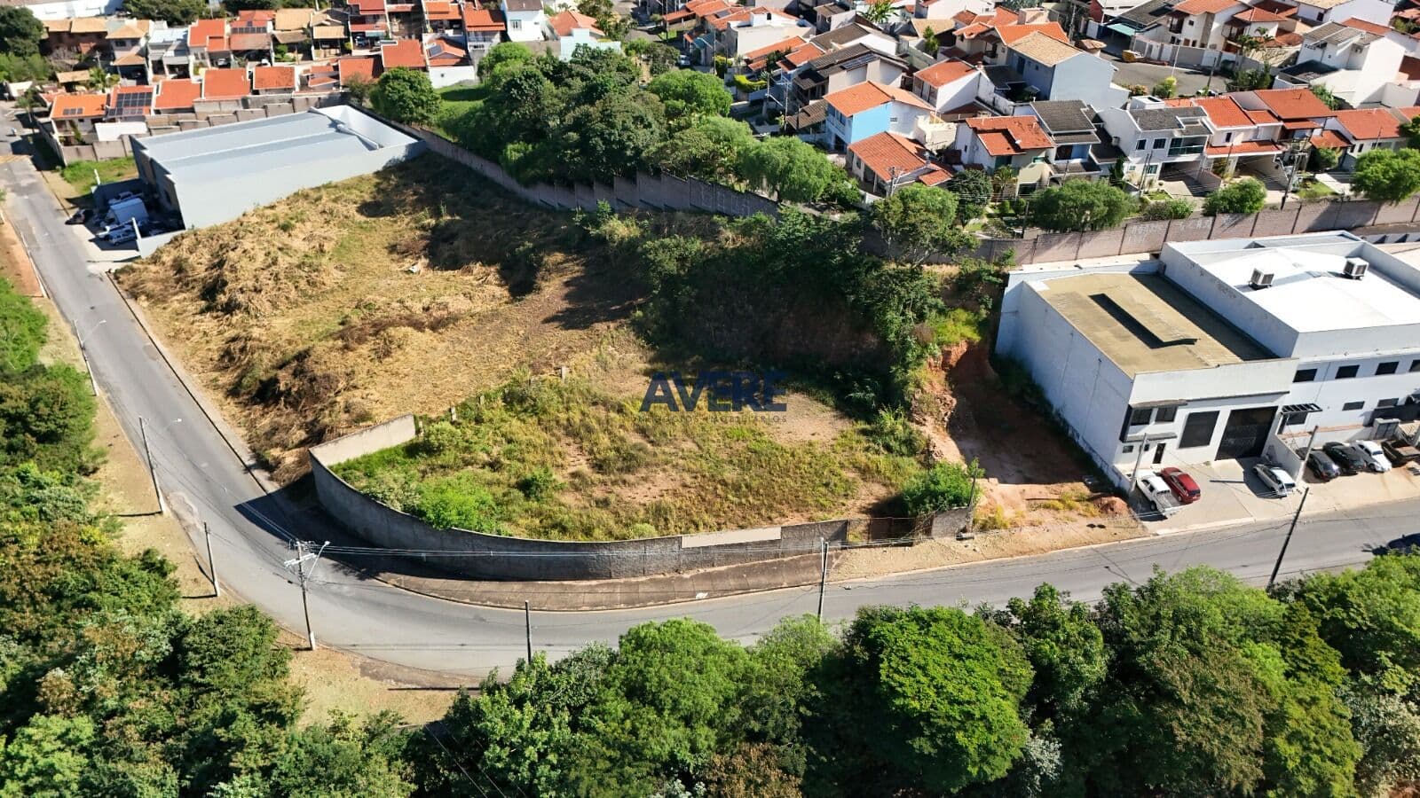 Terreno Industrial á venda na cidade de Valinhos/SP