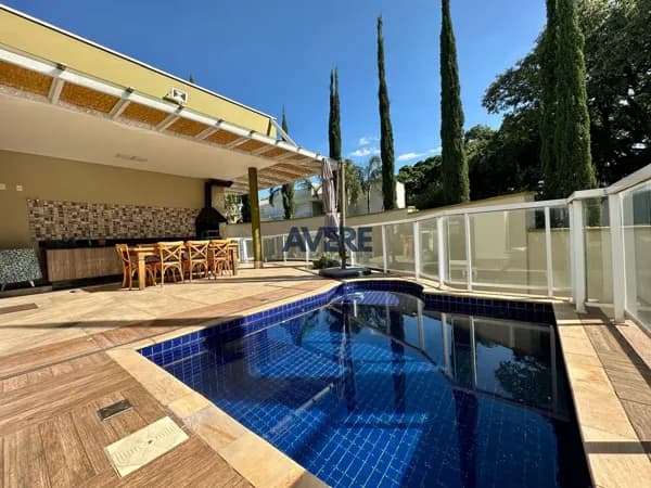 Swiss Park - Casa Térrea com Vista Permanente | Ampla Área Gourmet Privativa, Acessibilidade e Sofisticação