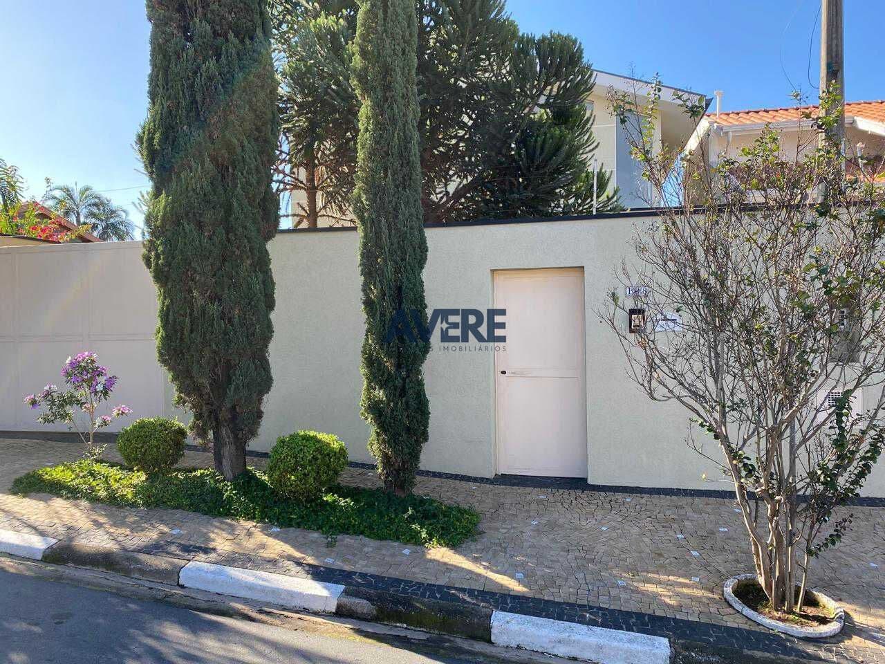 Casa à venda em bolsão de segurança próximo ao Colégio Porto Seguro em Valinhos