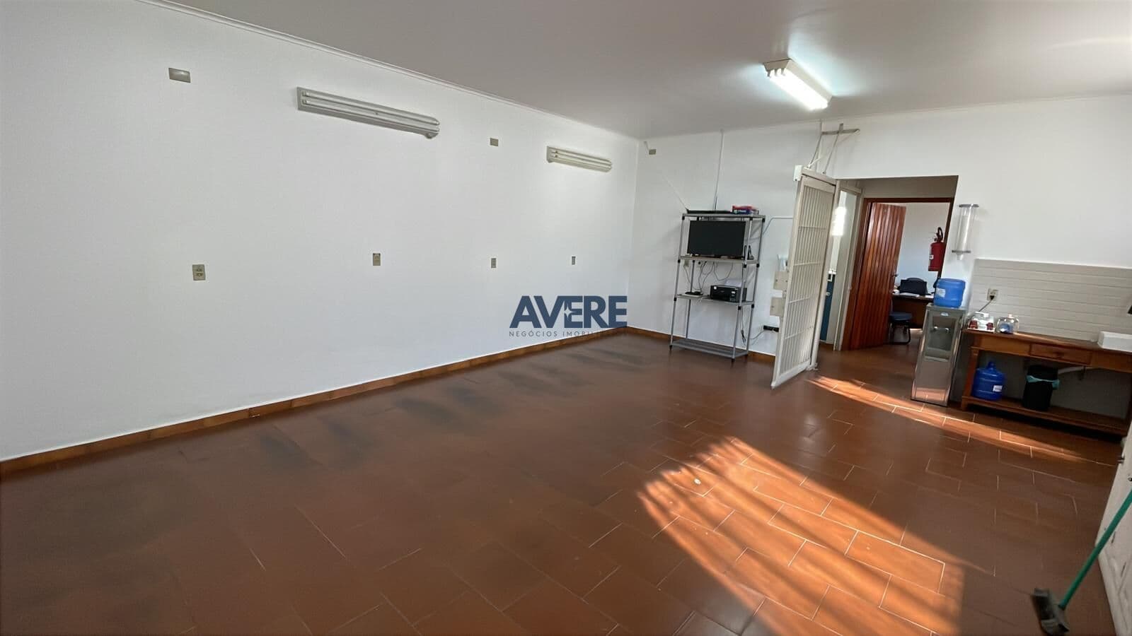 Sala comercial para alugar na cidade de Valinhos