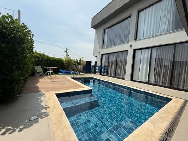 Casa à venda em Valinhos no Condomínio Villa do Sol