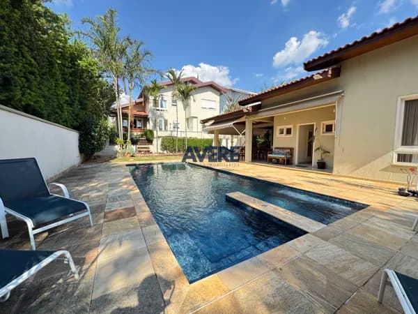 Casa à venda em Valinhos SP - Condomínio Moinho de Vento