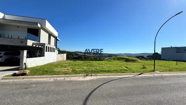 Terreno à venda no Condomínio Colline di Parma em Vainhos/SP