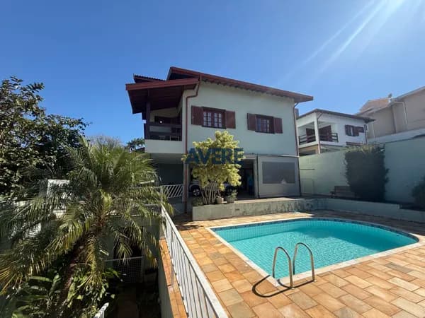 Casa à venda no Condomínio Residencial Oruam na cidade de Valinhos/SP