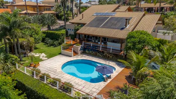 Casa à venda no Condomínio Moinho de Vento em Valinhos SP com 4 suítes e vista para mata preservada