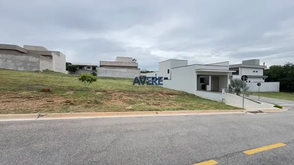 Terreno à venda no Condomínio Colline di Parma Valinhos