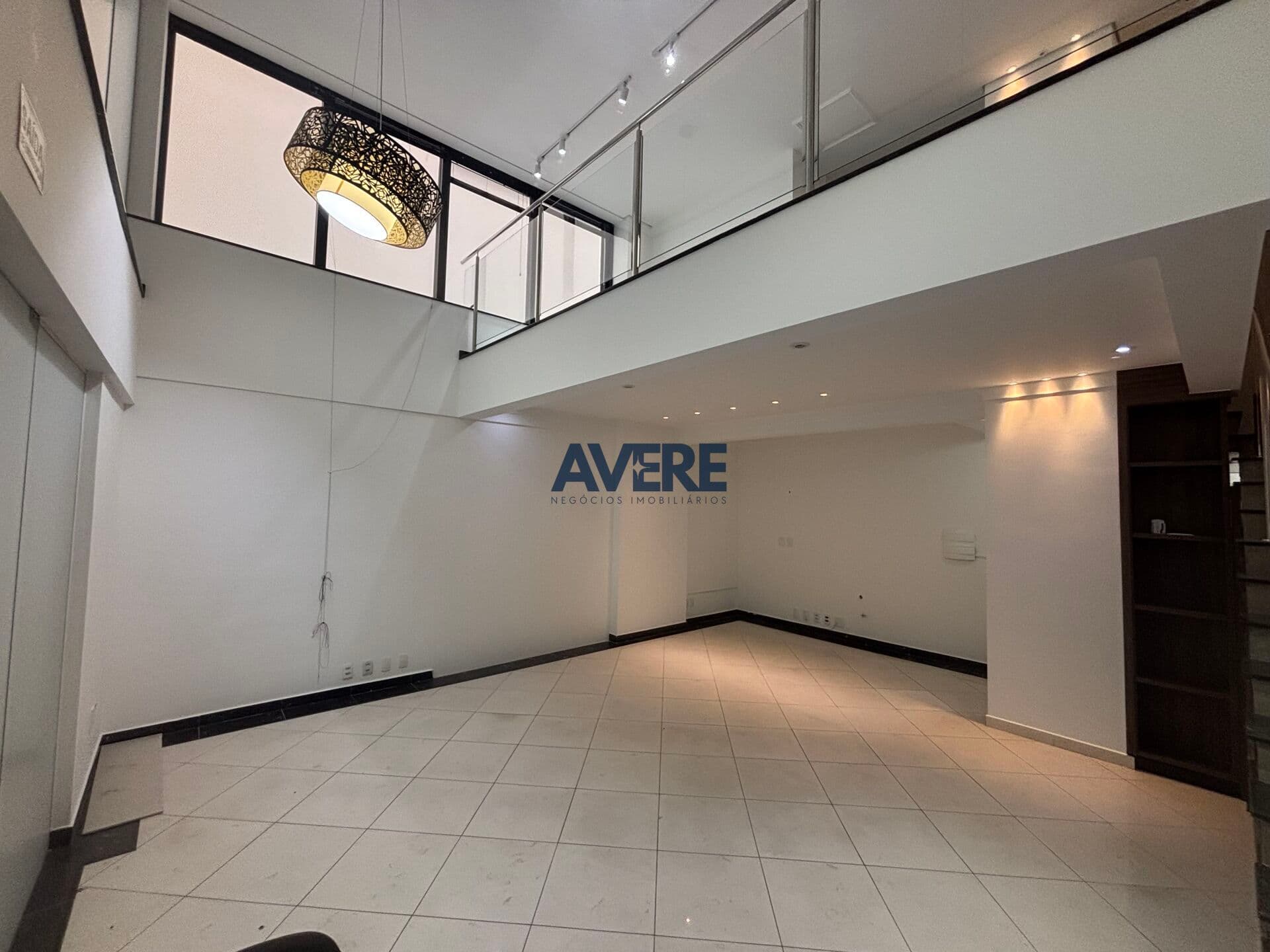 Locação de Sala Comercial 69,19m² no Edifício Ellopar – Valinhos/SP, Excelente Localização