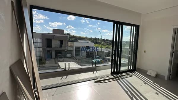 Casa à venda no Montalcino em Valinhos - bairro Roncáglia em Valinhos