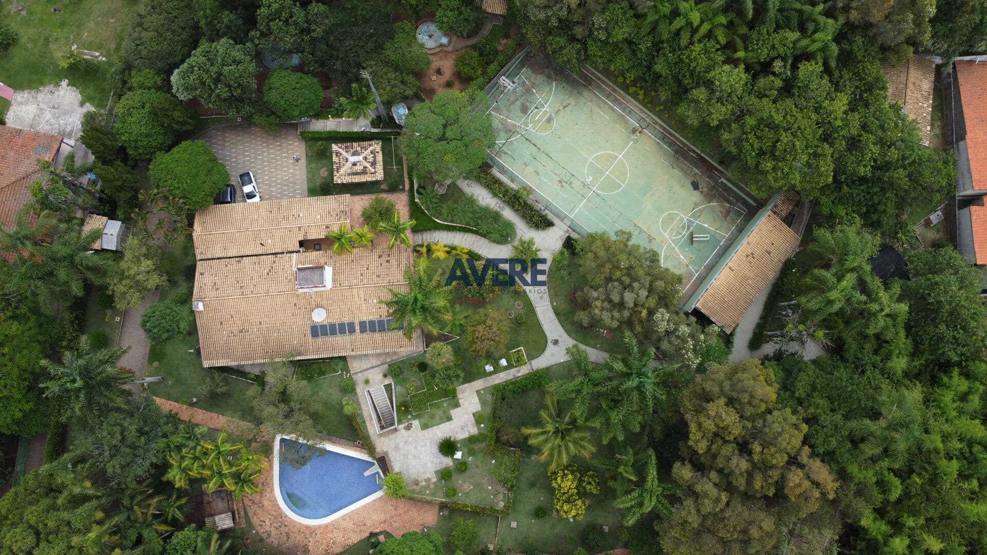 Área Residencial e Comercial para venda na cidade de Vinhedo/SP