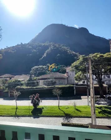 Prédio/Edifício Inteiro em Nova Friburgo - Cônego