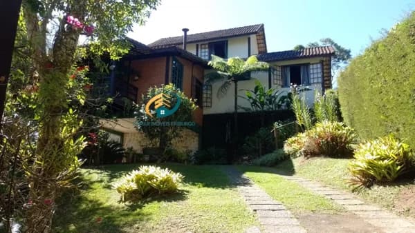 Casa Duplex para Venda em São Pedro da Serra Nova Friburgo-RJ