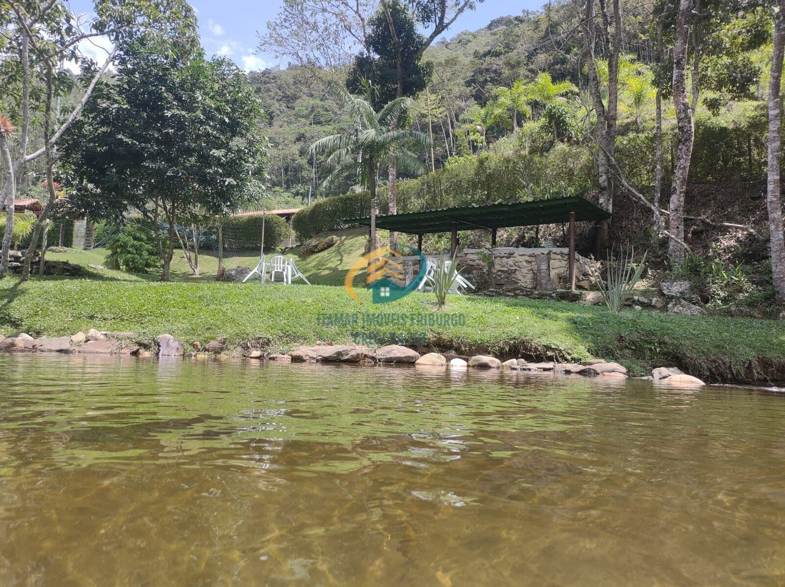 Fazenda/Sítios/Chácaras em Nova Friburgo - Lumiar