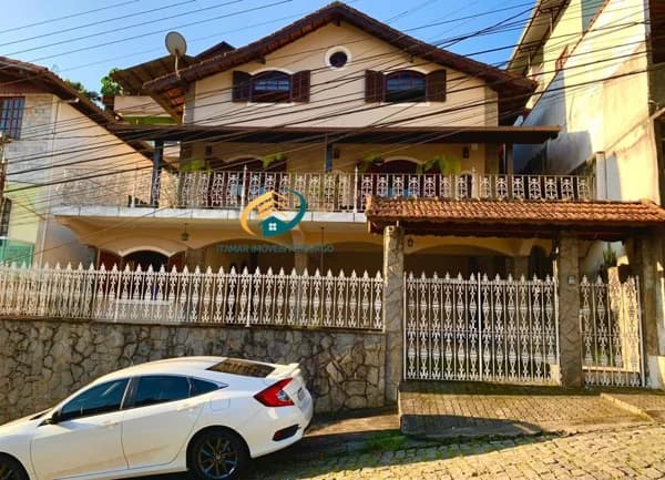 Casa Duplex para Venda em Chácara Paraíso Nova Friburgo-RJ