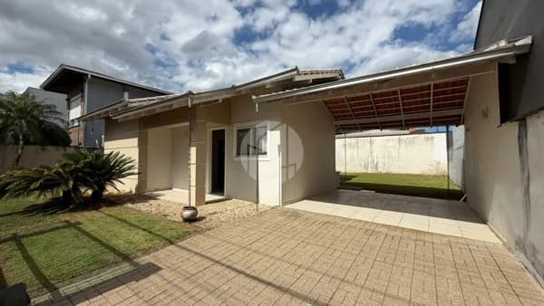 🏡 Casa em Condomínio no Parque da Liberdade – Vila Nova | Joinville/SC