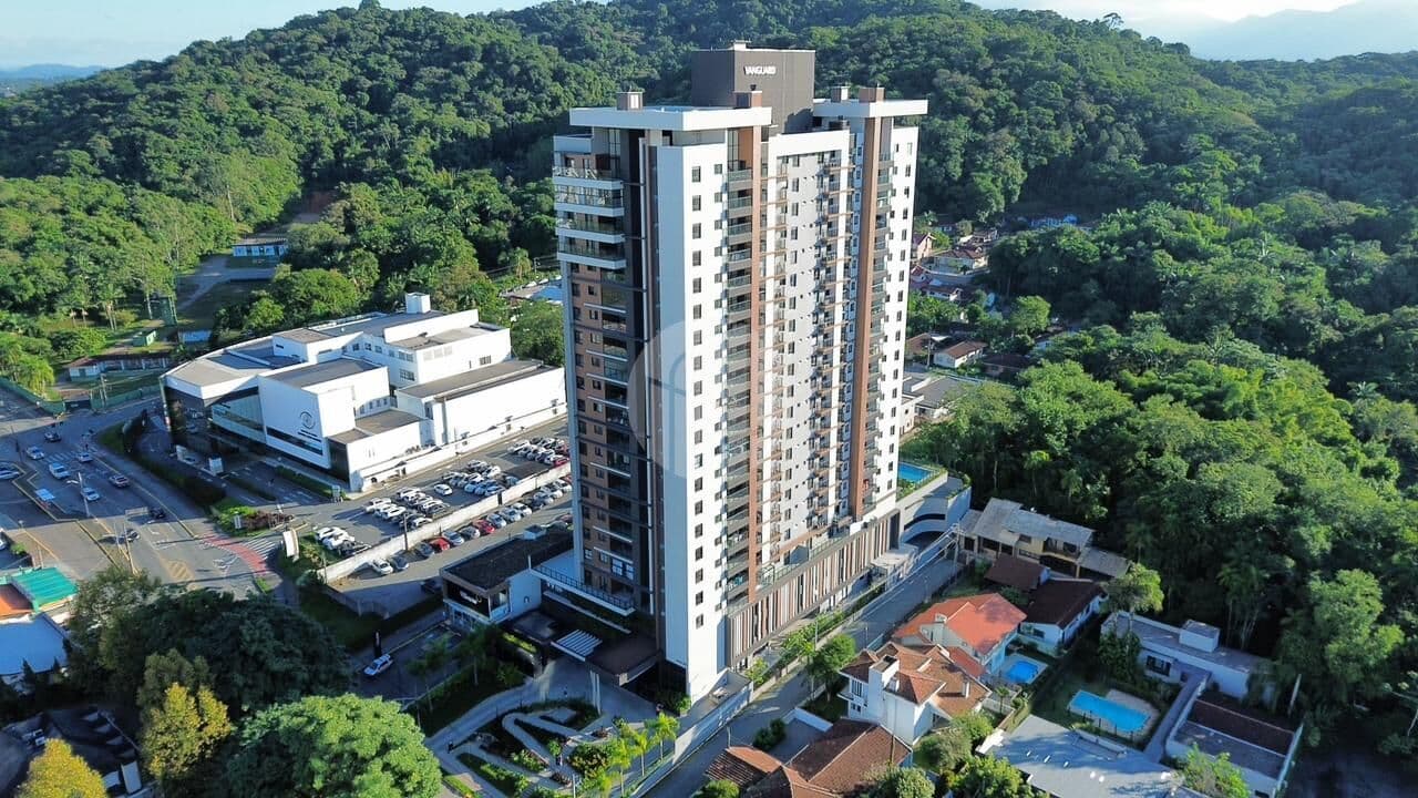 Apartamento no W135 | 2 dormitórios, 1 suíte e 1 vaga – Atiradores, Joinville
