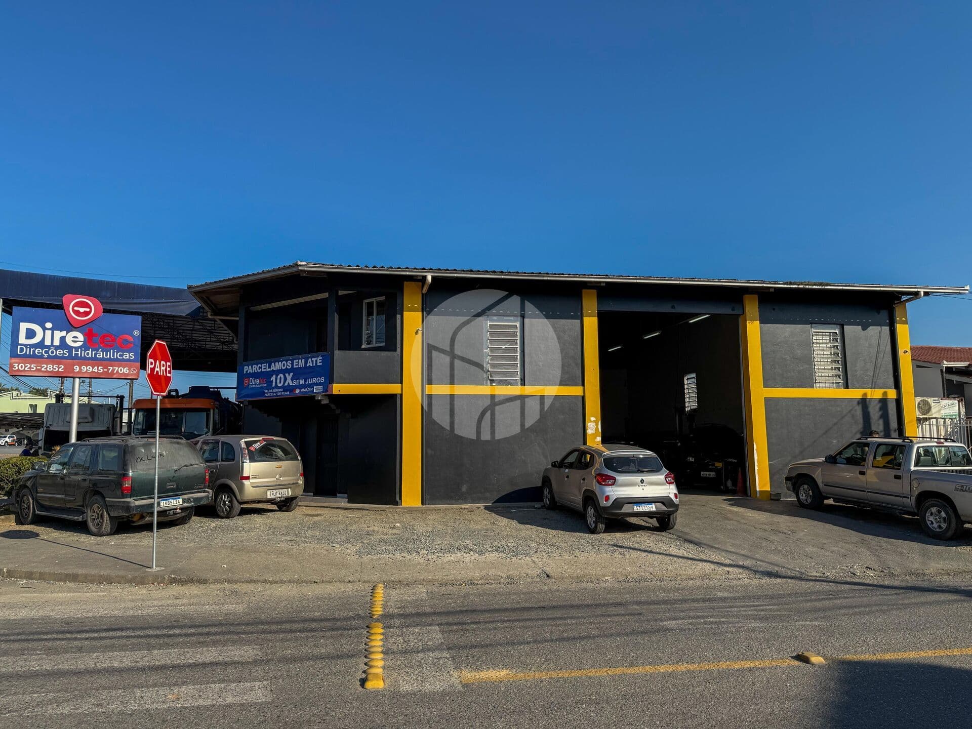 Terreno/Galpão de esquina com renda – Floresta Joinville