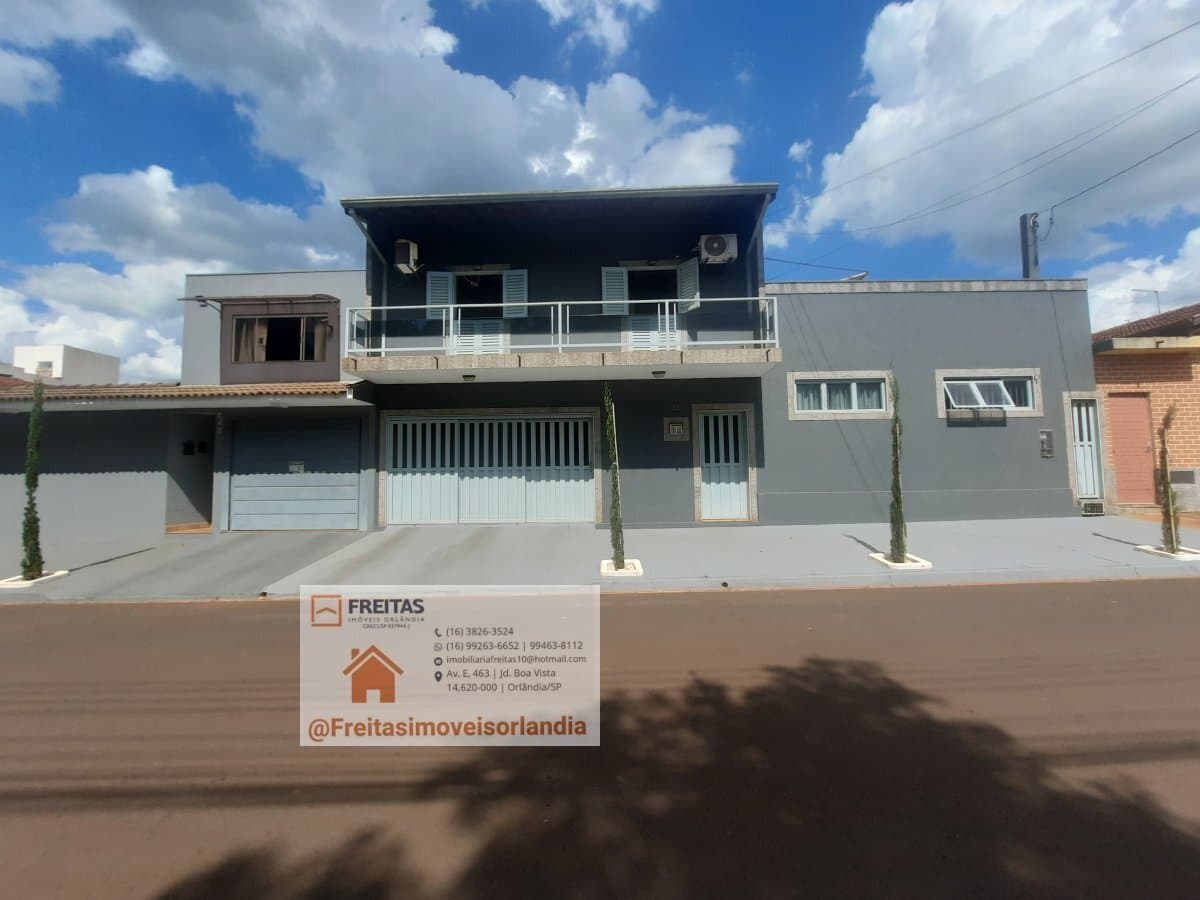 Casa Sobrado para Venda em Jardim Siena Orlândia-SP