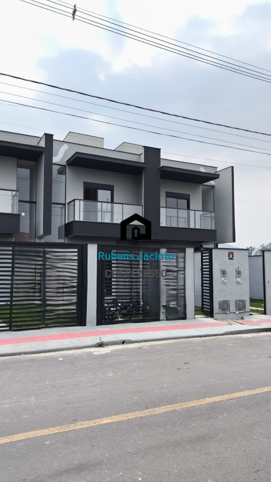 Sobrado em São José - Forquilhinha