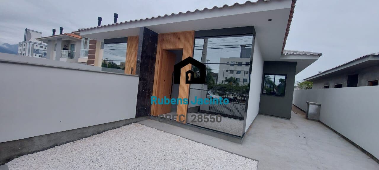 Casa em Palhoça - Nova Palhoça