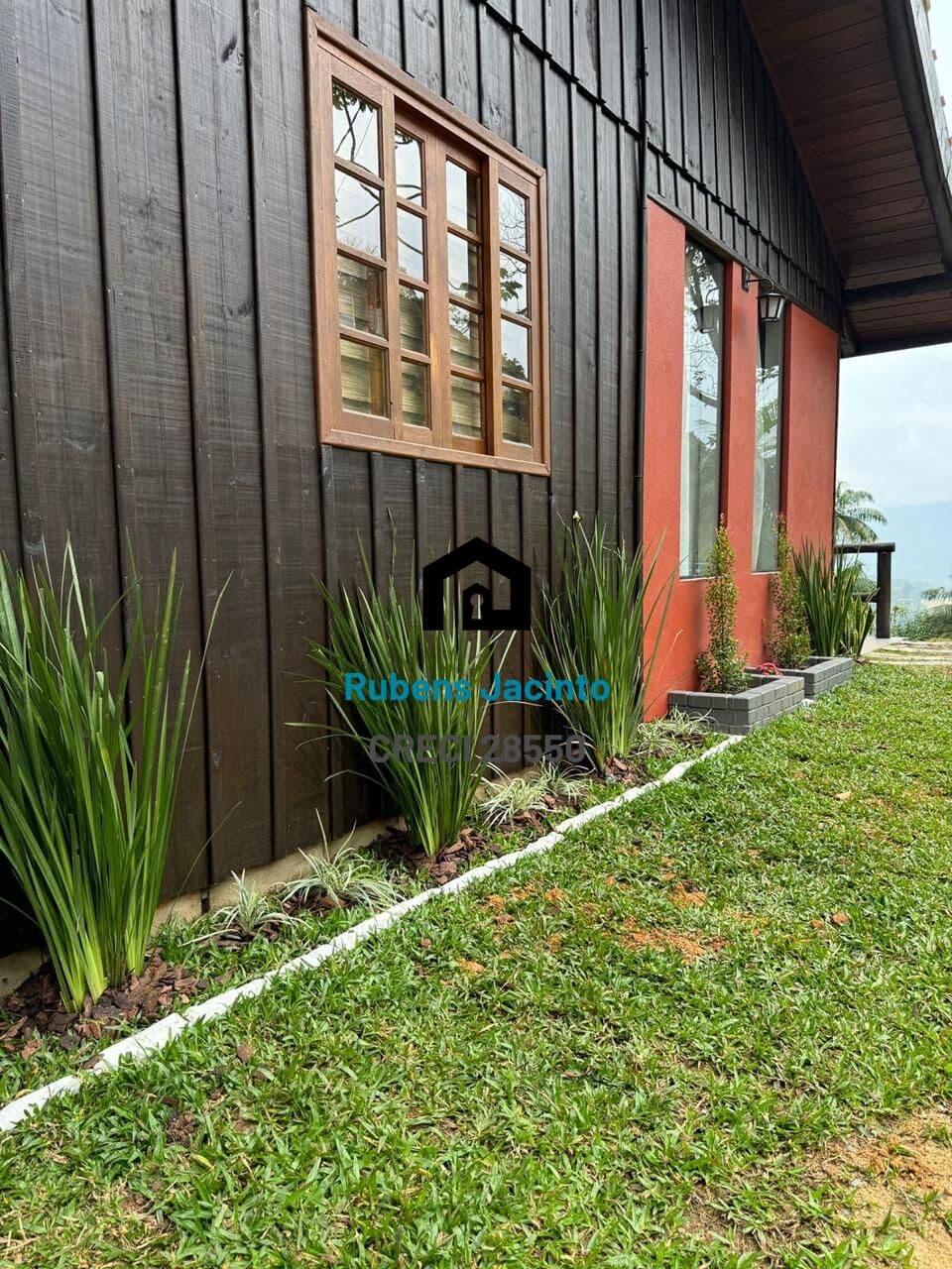 Casa em Águas Mornas - Águas Mornas
