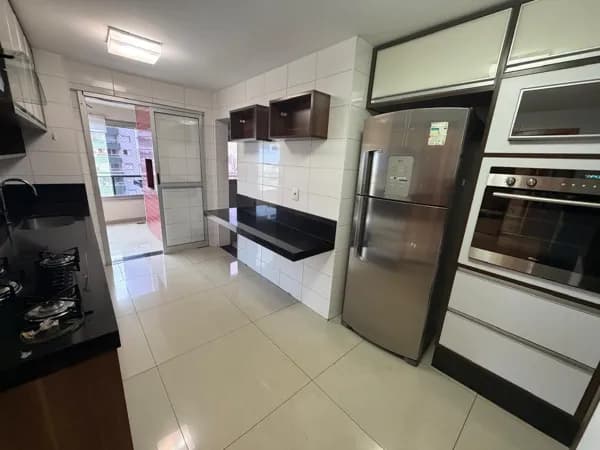 Apartamento Padrão Edifício Bonavita com 4/4