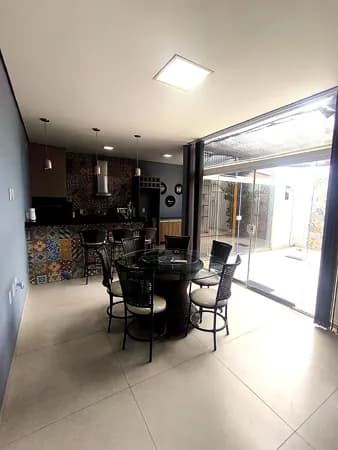 Casa Mobiliada para Locação no Condomínio Rio Coxipó