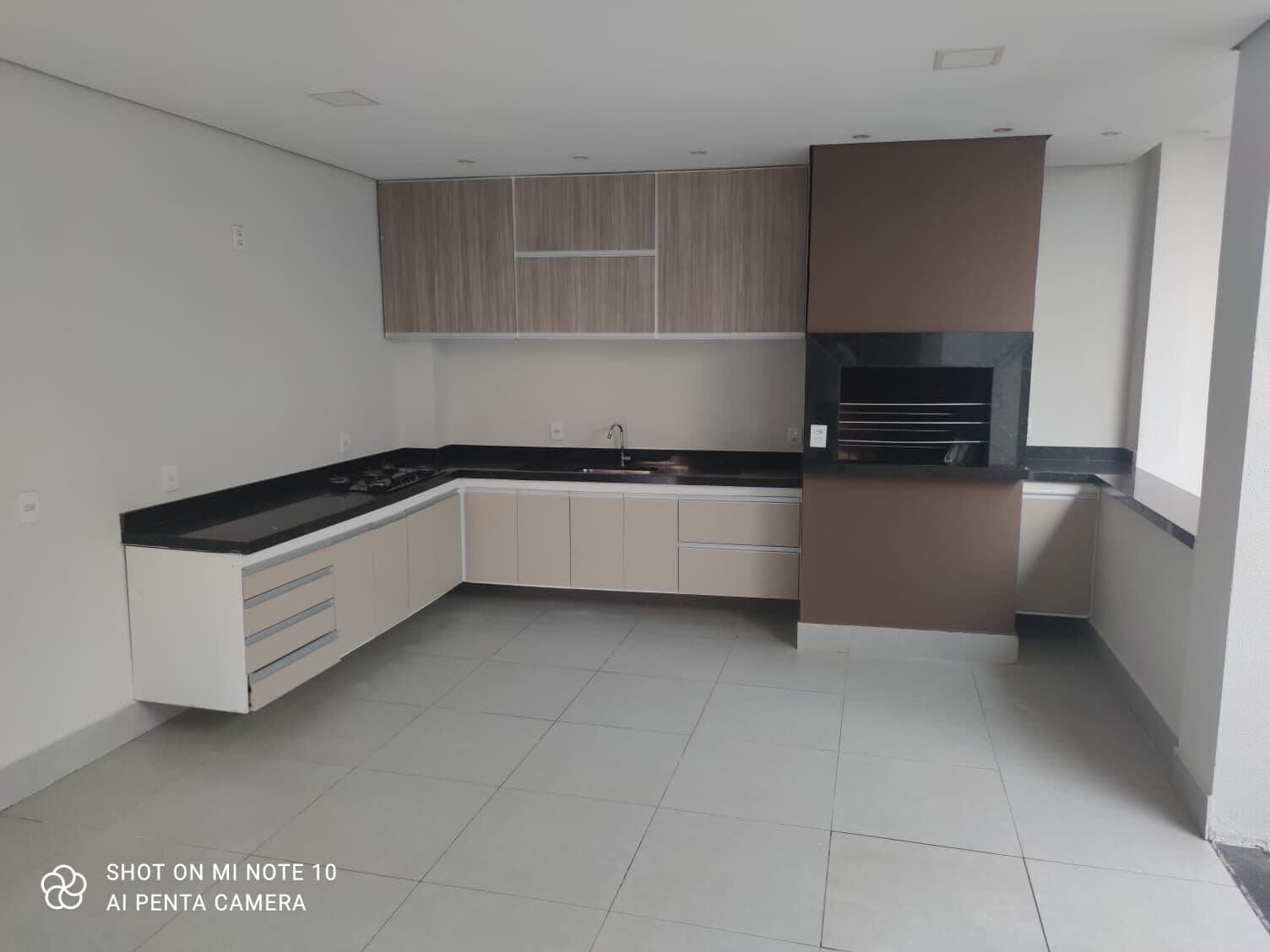 Casa Condomínio Rio Coxipó com 3/40 suítes