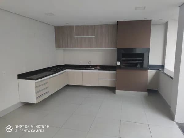 Casa Condomínio Rio Coxipó com 3/40 suítes