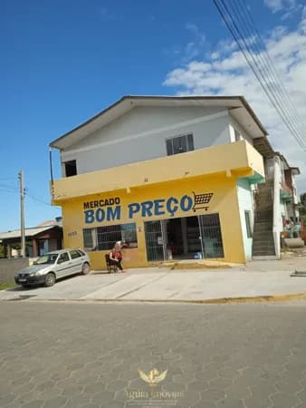 Sala Comercial + casa + 02 apartamentos, todos os imóveis já locados!