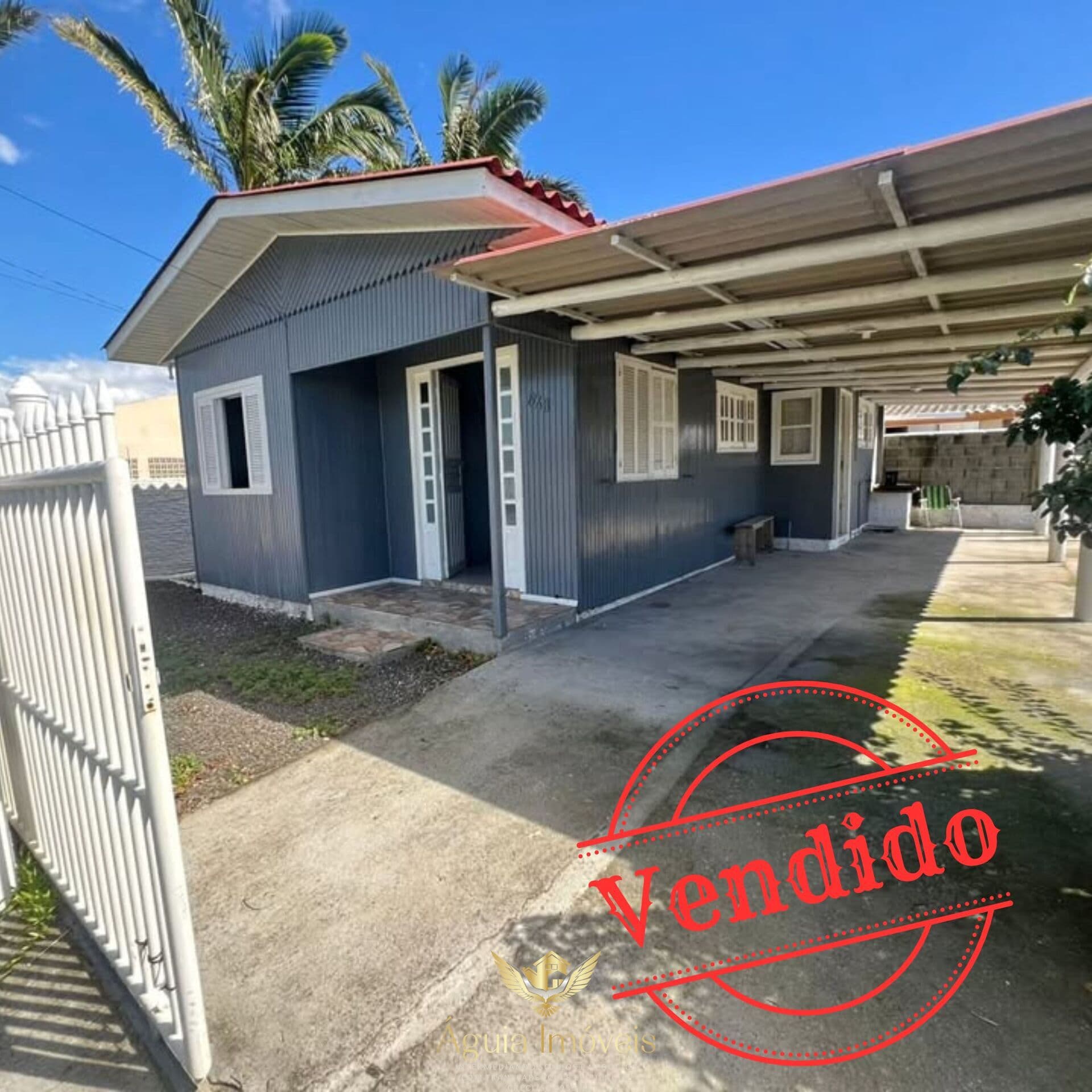 Casa na Praia – R$190.000 – Aceita Carro – 800m do mar