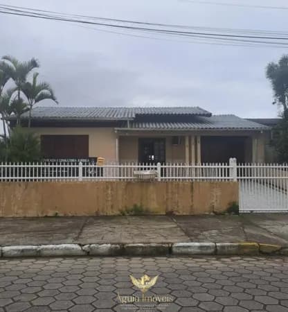 Excelente localização para fins residencial ou comercial.
