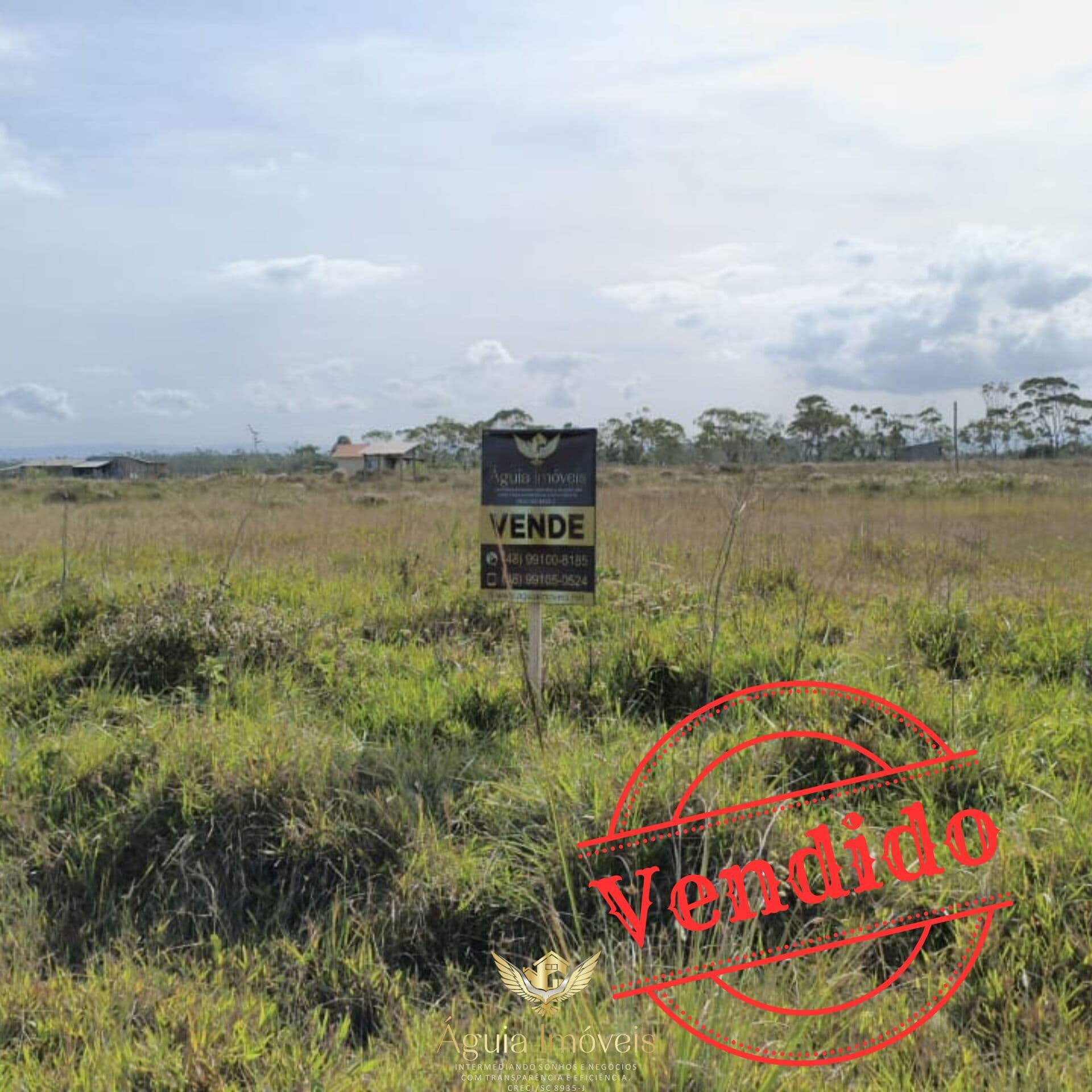 Seu terreno na praia, escriturado e registrado.