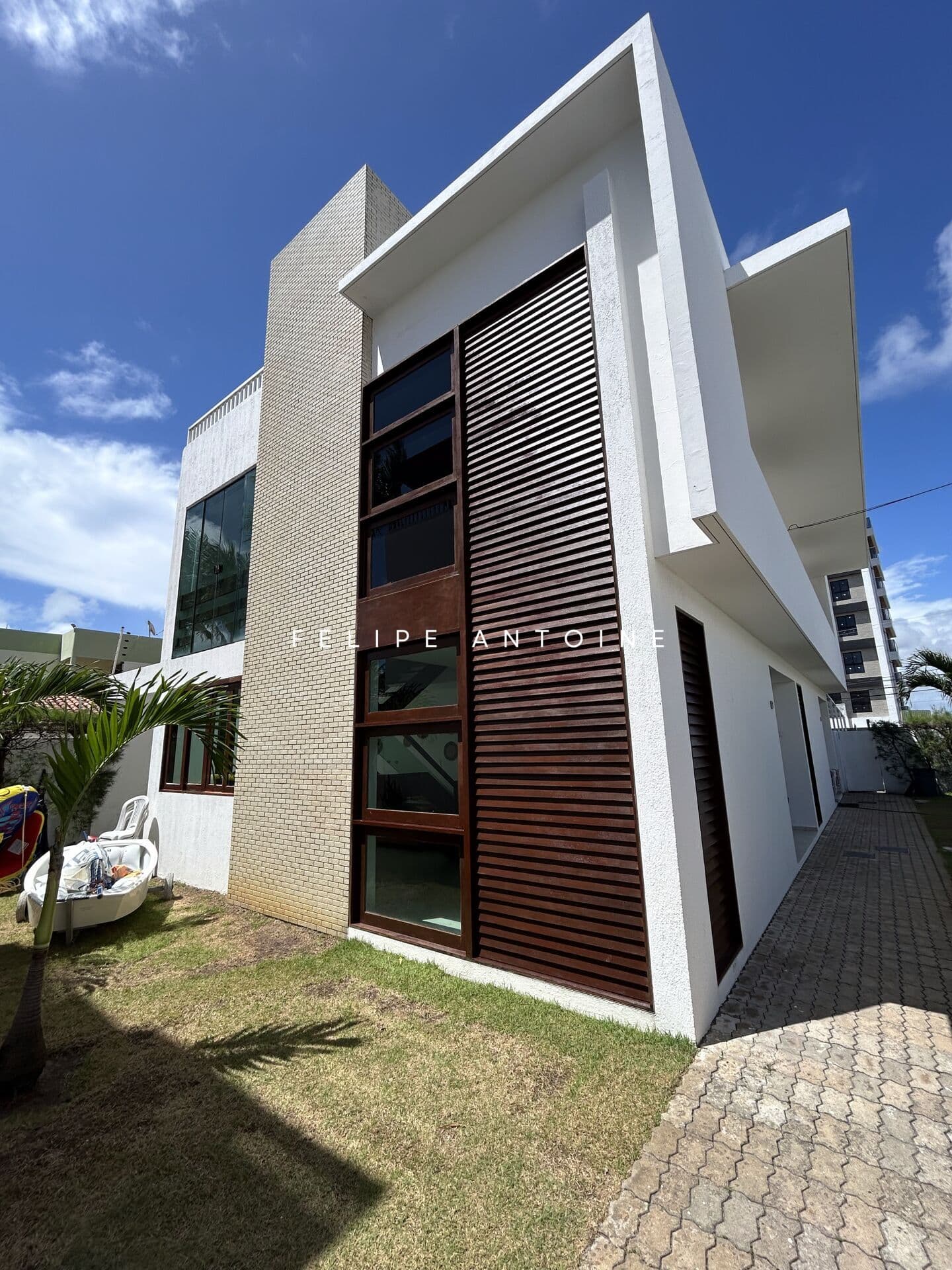 Triplex em condomínio beira mar - Camboinha I Cabedelo/PB