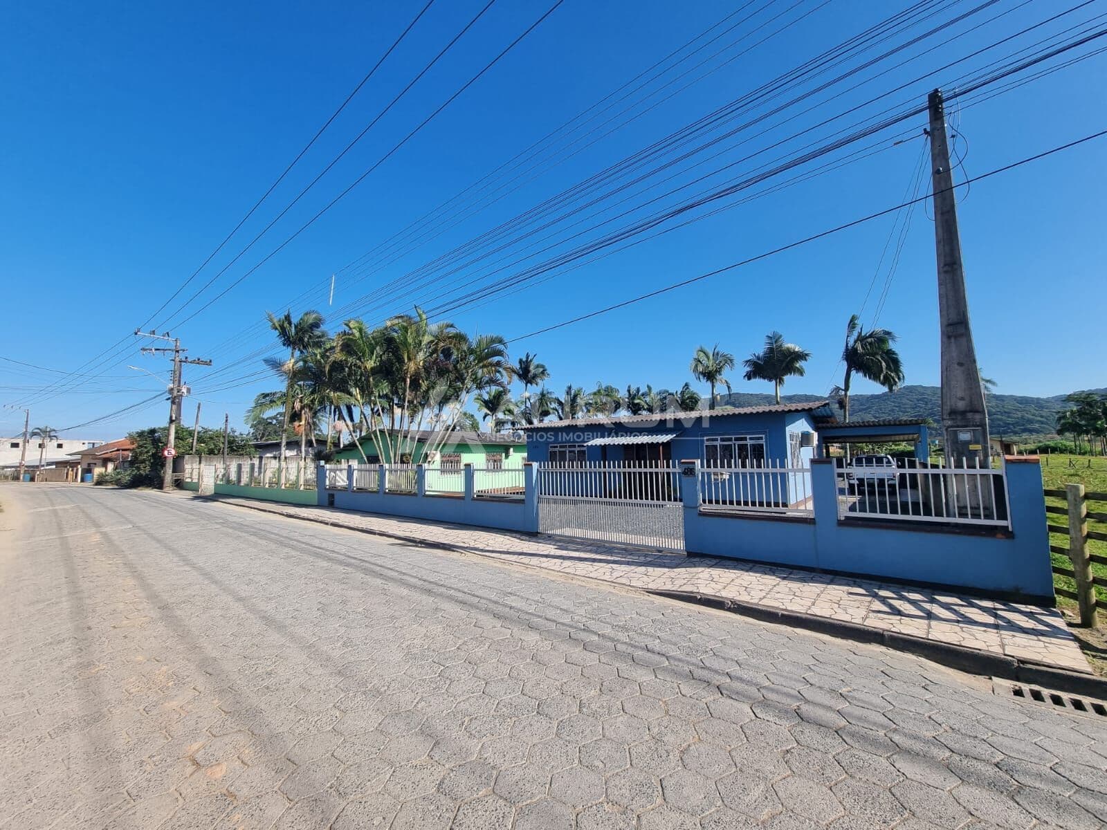 Terreno de 2.520m² com Duas Casas – Exclusividade em Navegantes/SC