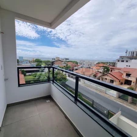 Apartamento 02 Dormitórios (01 suíte), em Centro, Navegantes/SC
