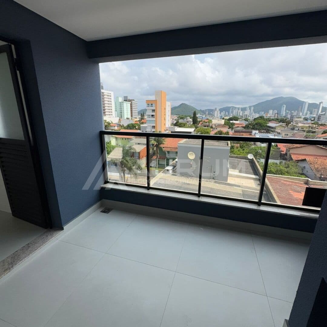Apartamento NOVO com 02 Suítes, em Centro, Navegantes/SC