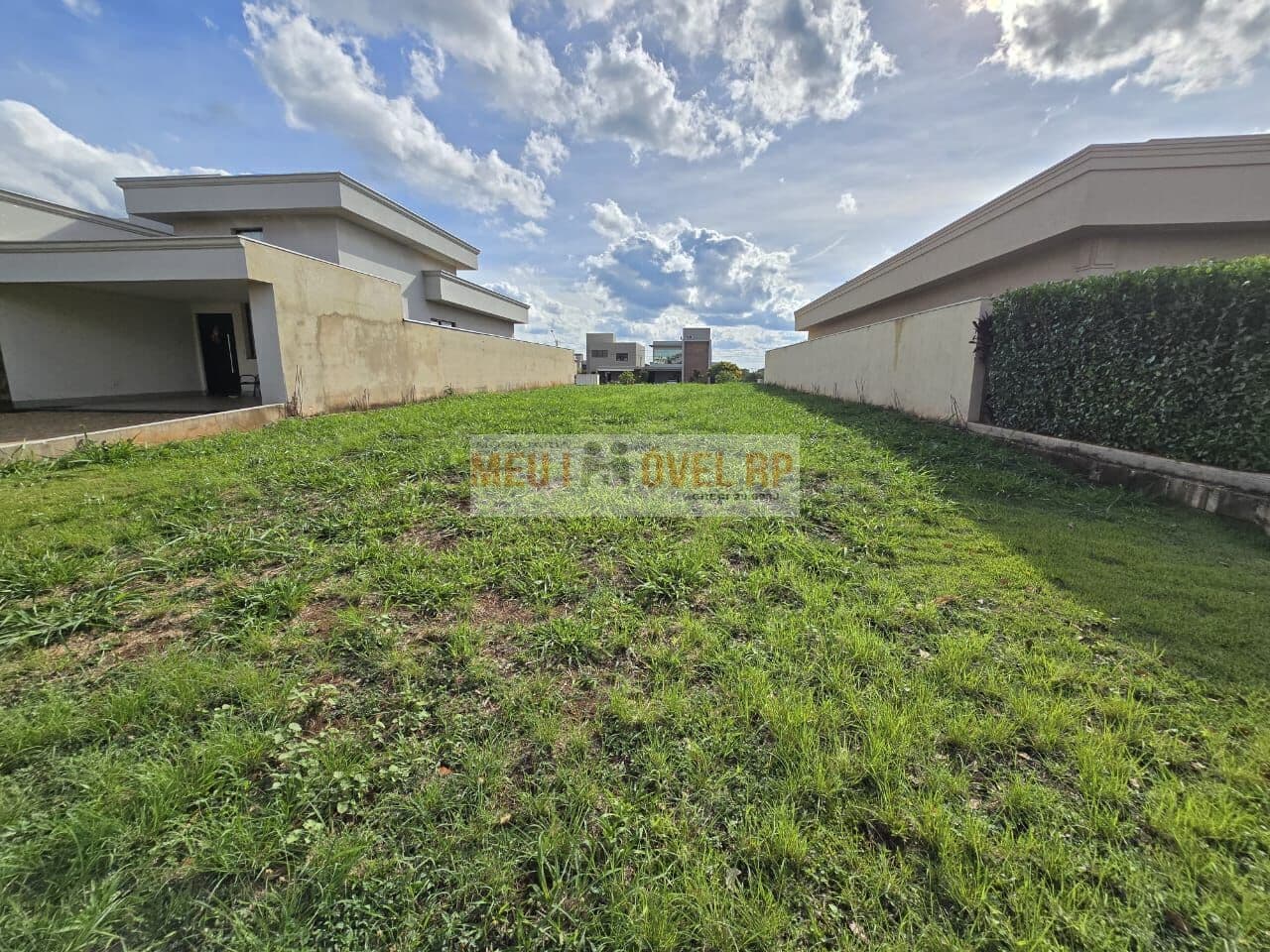 Lote/Terreno em Ribeirão Preto - Residencial Alto Do Castelo