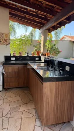 Casa em Ribeirão Preto - Parque Residencial Cândido Portinari