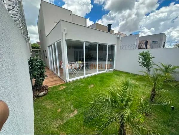 Sobrado em Ribeirão Preto - Bonfim Paulista