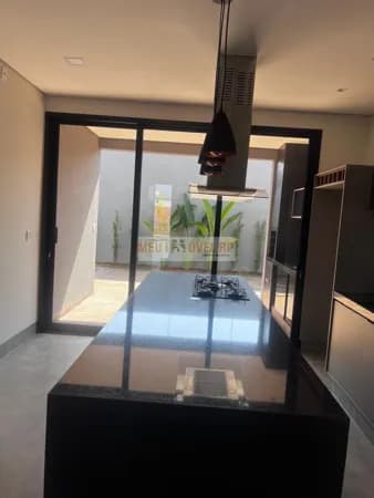Linda casa