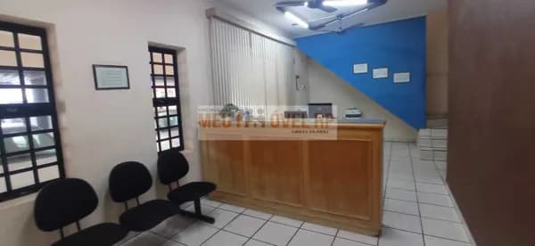 Casa em Ribeirão Preto - Vila Tibério