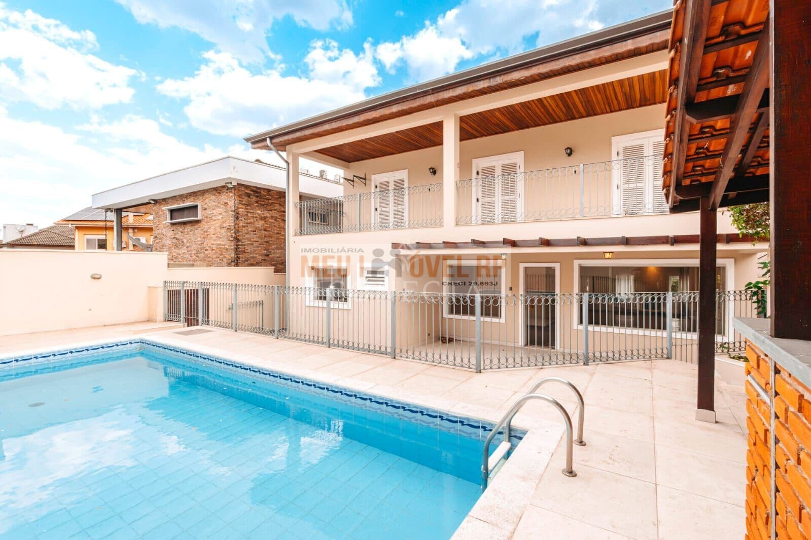 Casa Alphaville